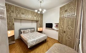 Apartments On Sholom Aleichem Та Ще Варіант Поруч